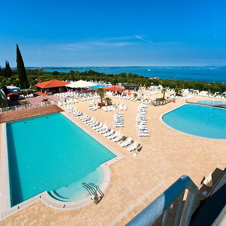 Κάμπινγκ Lido 4*
