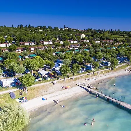 Lido Λατζίζε